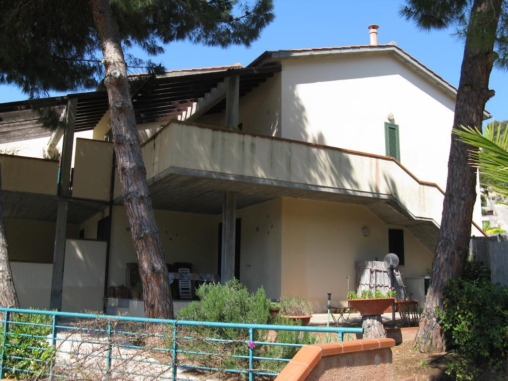 Gli Oleandri Apartment Каполивери Стая снимка