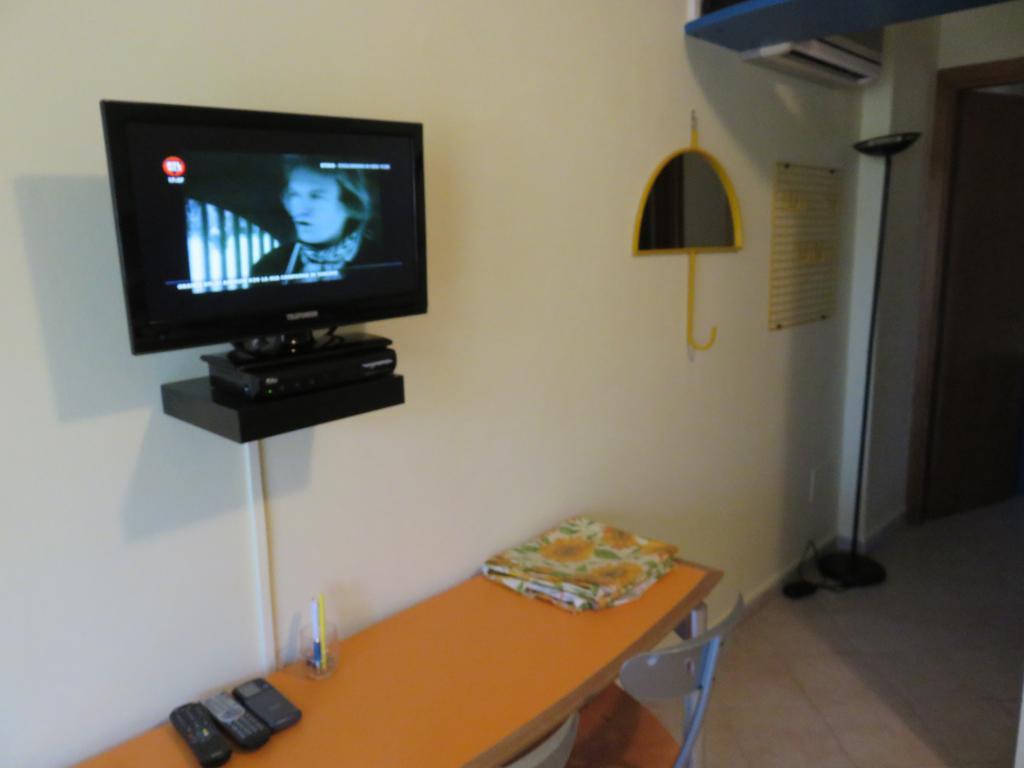 Gli Oleandri Apartment Каполивери Екстериор снимка